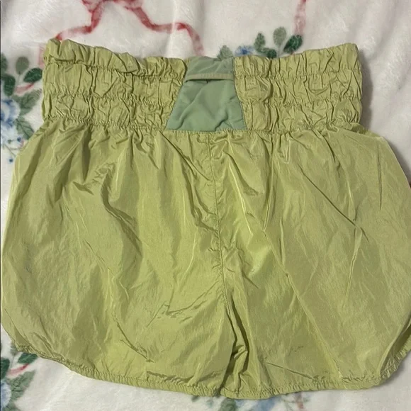 Love Tree High Waist Light Green Ruffled Shorts - Picture 3 of 3